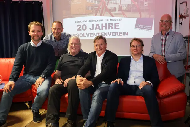 Vorstandsteam vom Absolventenverein: Philipp Olivier,  Markus Wurzer, Hans Kinninger, Karl Becker, Ingo Wenzel, Gerhard Sieberer (fehlend: Peter Palmanshofer) | Foto: Philipp Schaupp