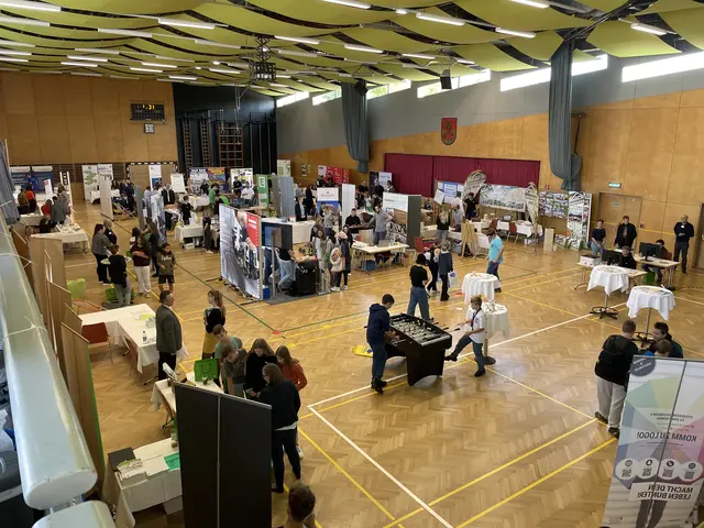 "Volltreffer Lehre": Am 7. November heißt es wieder: Eintauchen, ausprobieren, entdecken. | Foto: MeinBezirk.at