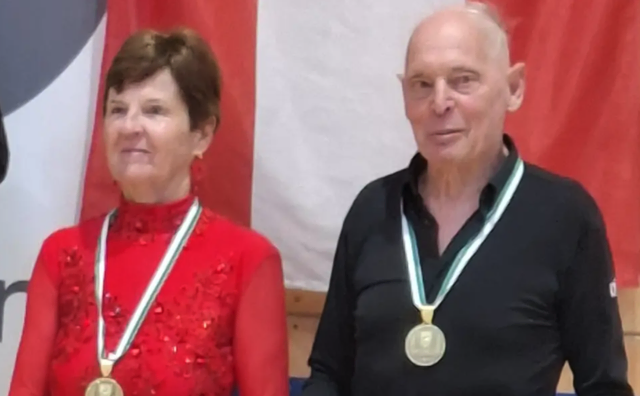 Horst Knüppel, mit 83 Jahren Österreichs ältester Turniertänzer, gewann mit Elisabeth Thomas Senioren-Gold. | Foto: TSC Eleganza