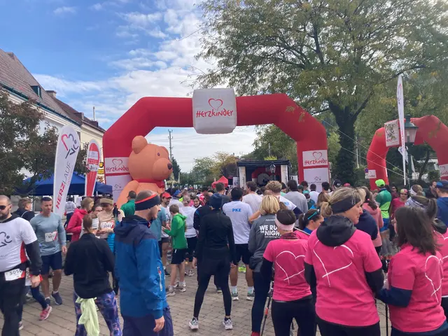 Über 360 Laufbegeisterte gingen an den Start in Purkersdorf | Foto: Stadtgemeinde Purkersdorf