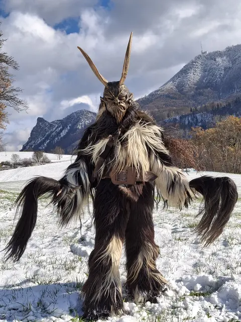 Am 29. November ist auch dieser Krampus beim großen Gnigler Krampuslauf mit dabei.  | Foto: Alt-Gnigler Krampusse