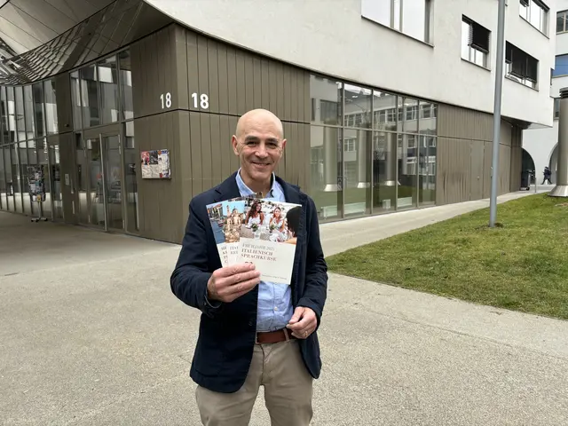 Die italienische Sprache, Kultur und Lebensweise zu vermitteln, ist Giorgio Simonetto ein Anliegen. | Foto: Lisa Gold 