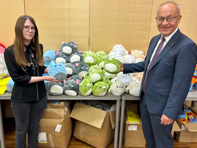 Tausende Geschenke gab es für die Sparer in Eggenburg. | Foto: Markus Kahrer