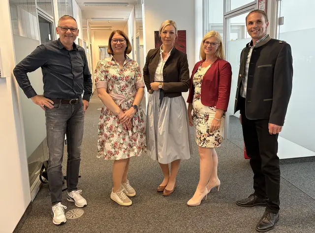 Der Vorstand von Fleischrinder Austria (vlnr.): Christian Moser, Anna Koiner, Obfrau Beatrix Schütz, Johanna Schachinger und Horst Schnitzer. | Foto: Moser