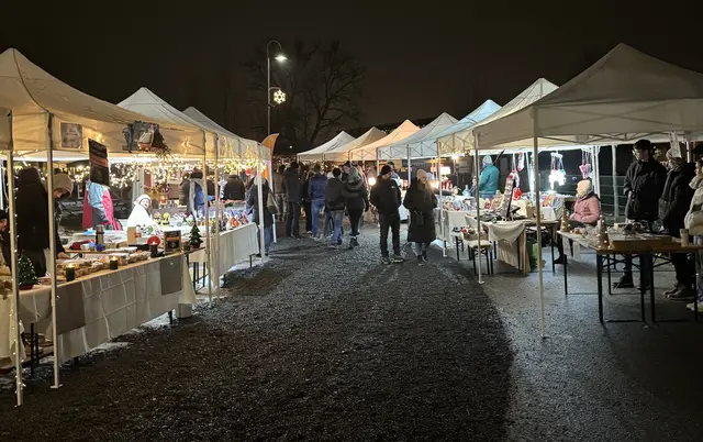 Am 6. und 7. Dezember wird wieder zum beliebten Christkindlmarkt in das Römerdorf in Wagna geladen. Ein buntes Rahmenprogramm für die ganze Familie wartet. | Foto: Gemeinde Wagna