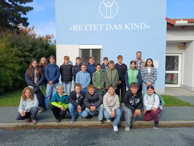 Die Schülerinnen und Schüler der 3a Klasse der MMS Großpetersdorf besuchten "Rettet das Kind" in Großpetersdorf. | Foto: MMS Großpetersdorf