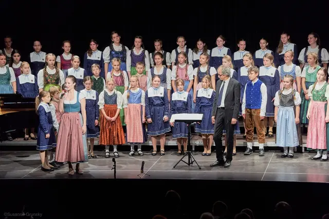 Die Gumpoldskirchner Spatzen begeisterten im neuen Konzertsaal. | Foto: Susanne Grunsky