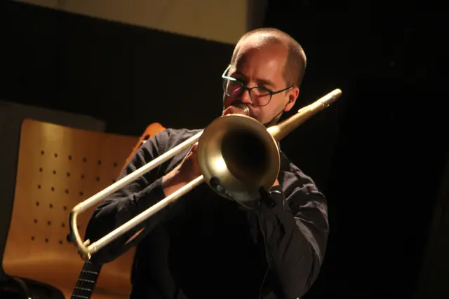 Der Musiker Emiliano Sampaio lebt seit 2011 in Graz. | Foto: Josef Hofmüller
