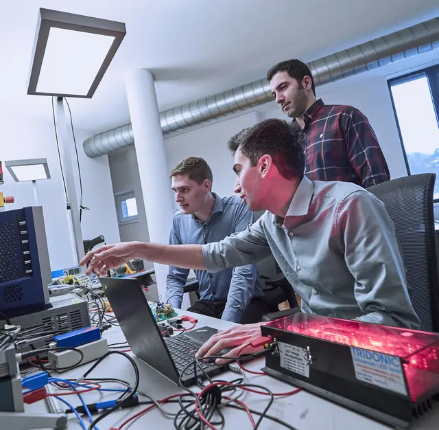 Photonik zählt zu den zentralen Forschungsbereichen von V-Research. | Foto: ACR/ schewig fotodesign