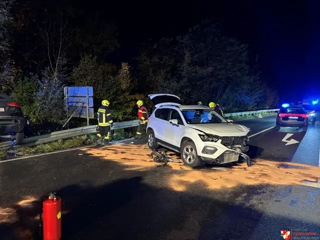 Verkehrsunfall am Mittwoch auf der B3 im Bereich Mauthausen. | Foto: FF Mauthausen