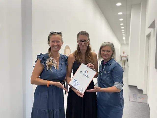 Neuer Vertrag bei SOLUTO Pongratz. | Foto: Soluto Pongratz