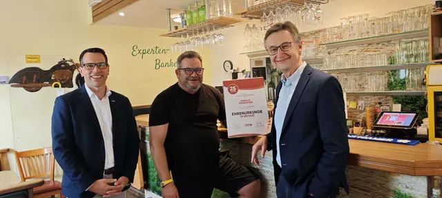 Klemens Ruttmann, WKO UU, Harald Pühringer aus Puchenau und Franz Tauber, WKO UU | Foto: WKO UU