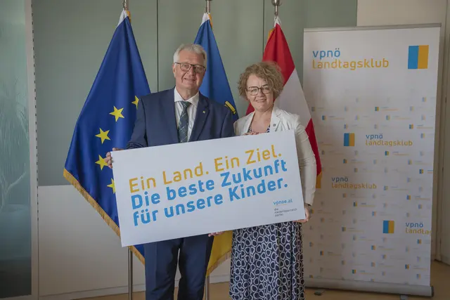 LAbg. Christoph Kainz und LR Christiane Teschl-Hofmeister.
 | Foto: VPNÖ 