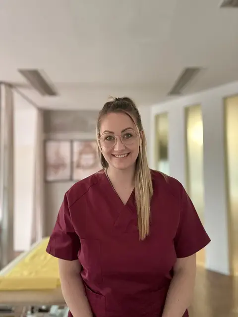 Rund 26 Patientinnen und Patienten betreut Sandra Schnöll in ihrer mobilen Pflegefirma „LebensWert“. | Foto: Sandra Schnöll