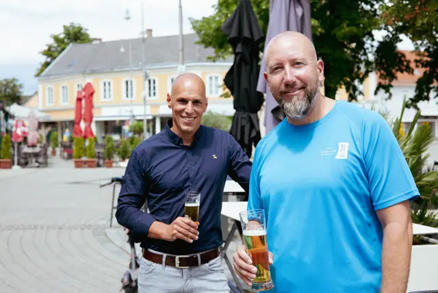 Werden wohl kaum nochmal ein Bier gemeinsam trinken: LA Helmut Fiedler und Vizebürgermeister Marcus Berlosnig. | Foto: Santrucek