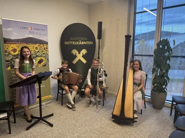 Die Althofener und Guttaringer Musikschüler Antonia, Lorenz, Lorenz und Lena alias "Fetznmusi" sorgten für die musikalische Unterhaltung der Eröffnungsfeier. | Foto: MeinBezirk