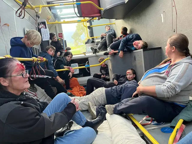 35 Darsteller spielten verletzte Personen. | Foto: FF St. Martin