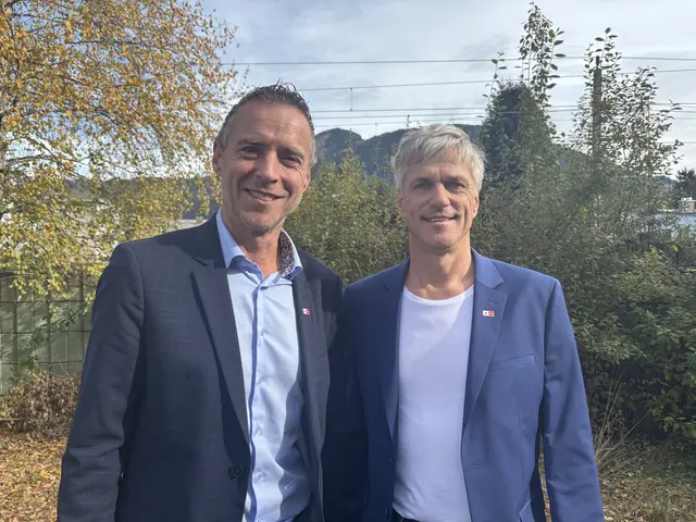 AK-Präsident Peter Eder und Bezirksstellenleiter Manfred Fellerer | Foto: MeinBezirk