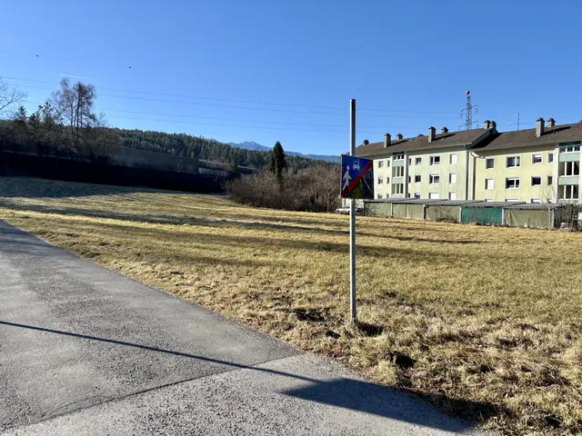 Im Paul-Jobst-Weg in Maria Gail rollen im November 2025 die Bagger an. | Foto: MeinBezirk.at