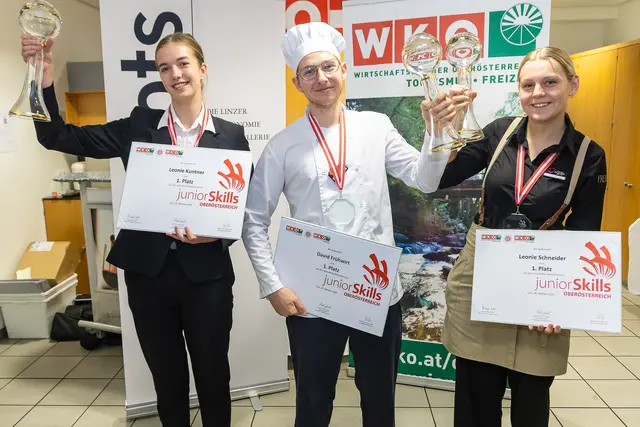 David Frühwirt (M.) vom „Hotel Guglwald“ in der Gemeinde Vorderweißenbach ist die Nummer eins. | Foto: Cityfoto