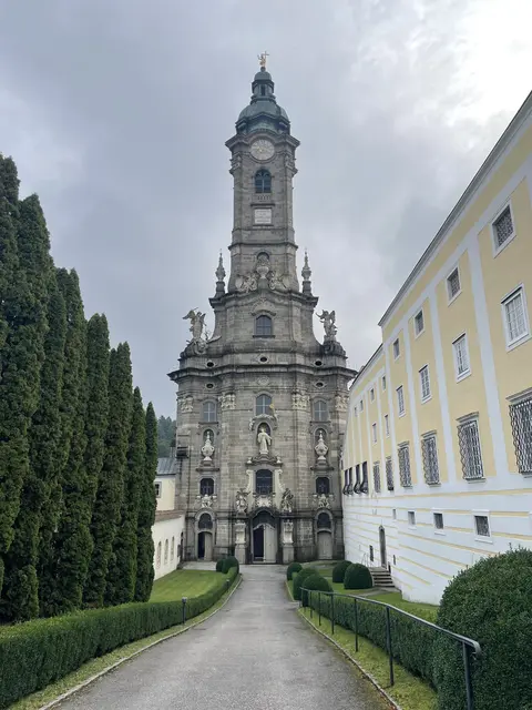 Der Bernhardiweg führt als Rundweg auf rund 125 km vom Stift Zwettl ausgehend durch zehn Stiftspfarren in den fünf Gemeinden Zwettl, Schweiggers, Weitra, Großschönau und Groß Gerungs. | Foto: Destination Waldviertel