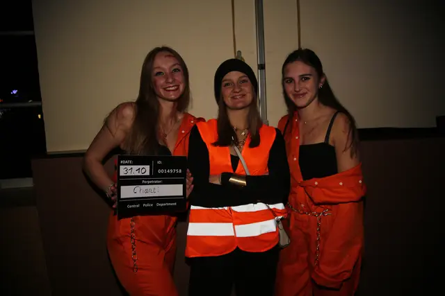 Chianti, Leonie, und Magdi sind definitiv Partyfest | Foto: Foto Fischer / Hager