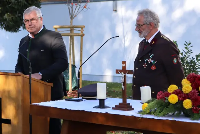 Bürgermeister Karl Bohnstingl bei seiner Festrede | Foto: Gerhard Langmann