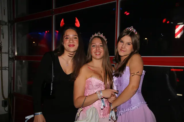 Die Stadtfeuerwehr Eisenstadt lud zur schaurigen Halloweennacht.  | Foto: Eduard Wimmer