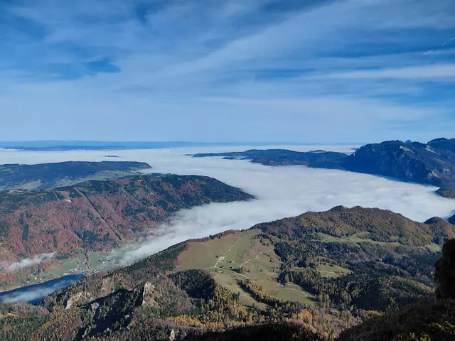Unten ein Nebelmeer | Foto: H.Bachinger