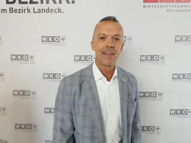 Bezirksstellenleiter Otmar Ladner hat immer ein offenes Ohr für die Anliegen der Betriebe. 