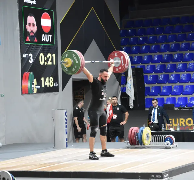 Hmayak Misakyan mit 148 kg Reißen | Foto: Conny Högg