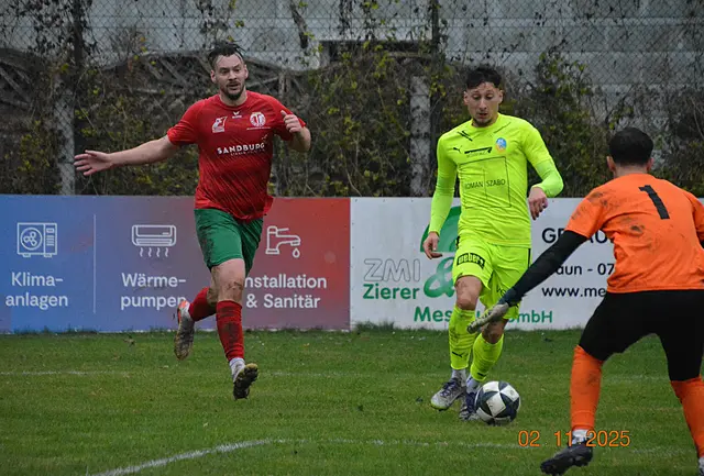 Safet Beculic scheitert an Goalie Aydar