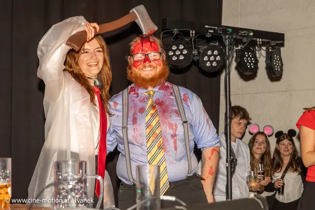 Die Gewinner des Kostümwettbewerbes - Hannah und Tom - mit American Psycho. | Foto: www.cine-motion.at / Ivanek