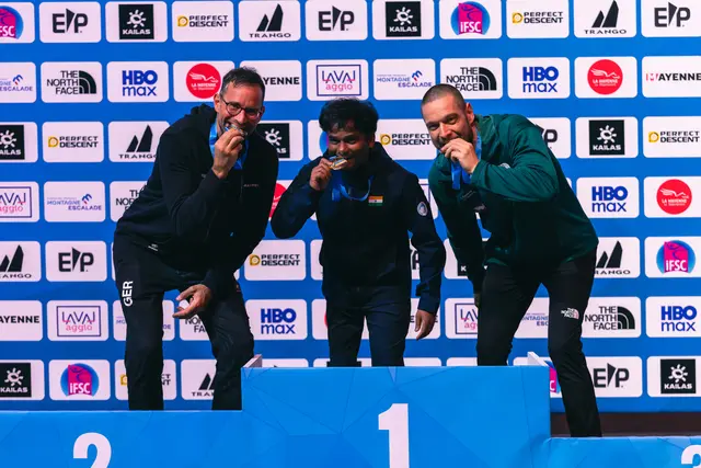 Daniel Wiener (r.) sicherte sich Rang drei. | Foto: IFSC/Jan Virt