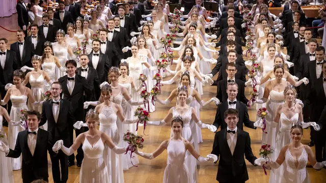 Das Eröffnungskomitee der Grazer Opernredoute | Foto: Marija Kanizaj