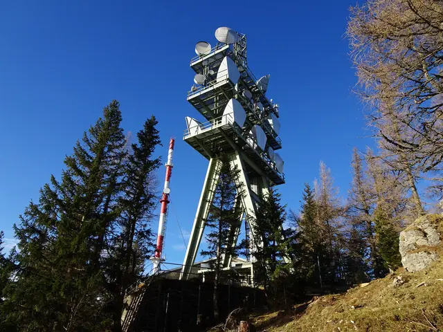 Sendeanlage am Sonnwendstein ... ***) | Foto: © Silvia Plischek
