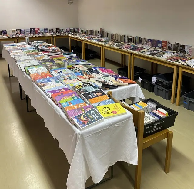Seit über 40 Jahren wird in Leonstein eine Buchausstellung organisiert.  | Foto: Ebner