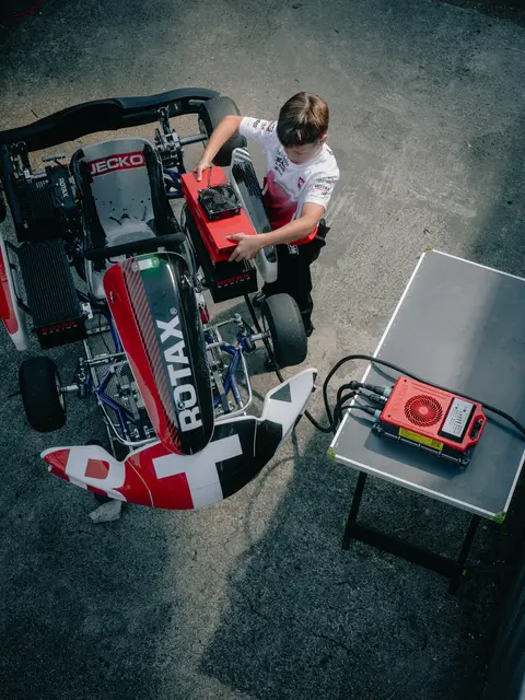 Der neue, vollelektronische E10 Motor von Rotax Gunskirchen, sei kinderleicht zu handhaben und bringe Top-Leistungen auf der Kart-Bahn. | Foto: BRP Rotax