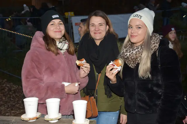 Stimmungsvolle "Weihnocht im Woid" in den Holzwelten Pabneukirchen. | Foto: Zinterhof