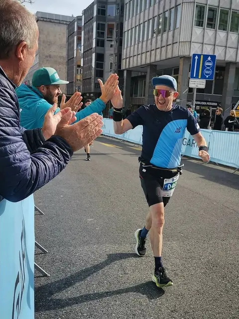 Fredl Zitzenbacher absolvierte den Ljubljana Marathon in Slowenien am 19. Oktober in 4 Stunden 2 Minuten und 41 Sekunden. | Foto: Zitzenbacher