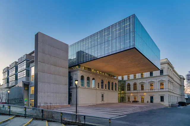 Die "Excellence"-Jobmesse gastiert 2025 wieder in der Grazer Unibibliothek und im benachbarten Resowi-Zentrum. | Foto: Film Commission