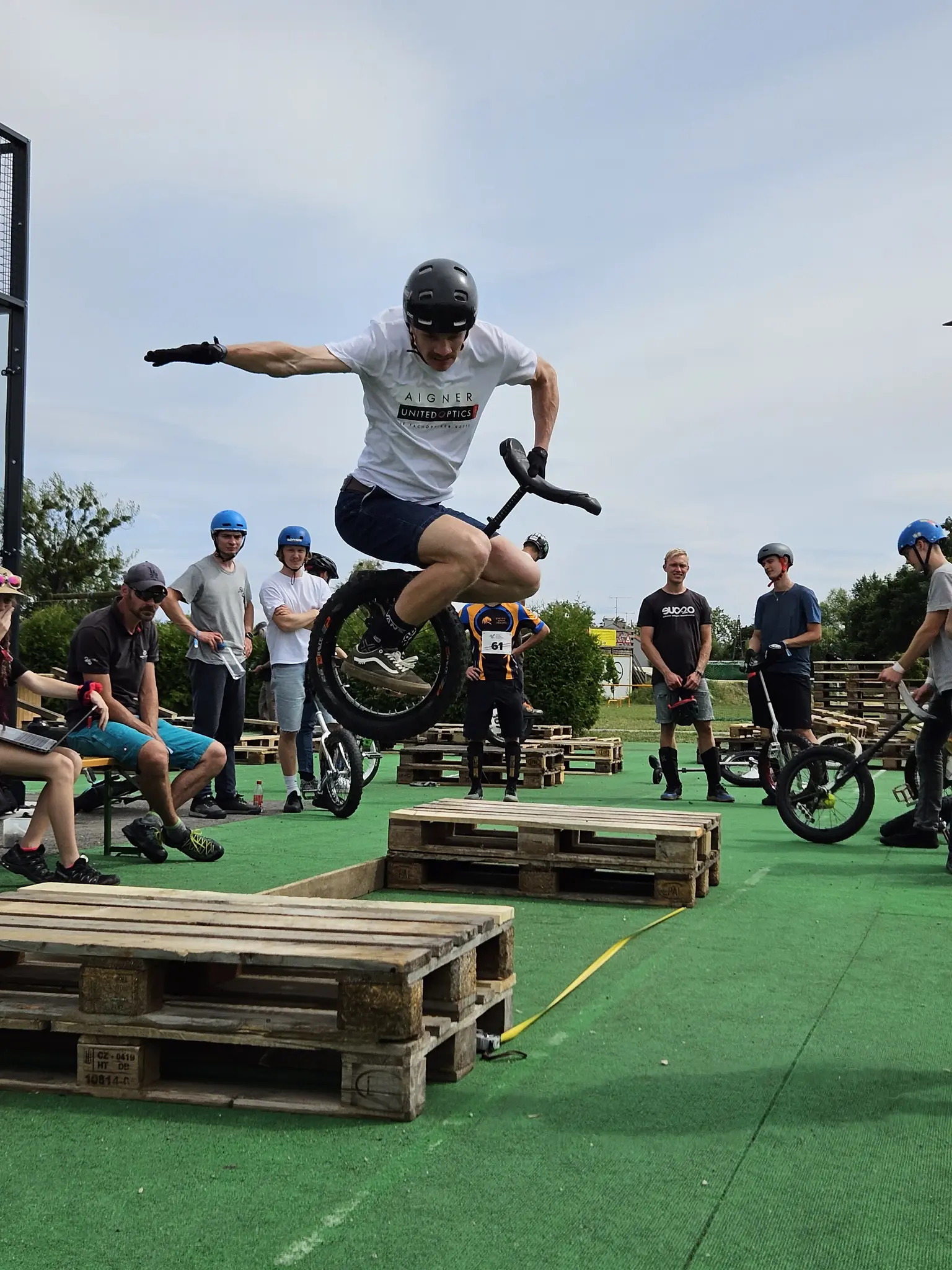 Professional from Gallspach in an interview: Unicycling is his