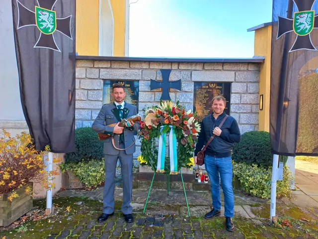 Beim diesjährigen Totengedenken des ÖKB Kitzeck i.S. kam der neue „Prangerstutzen“ mit Schussmeister Klaus Herneth und Patrick Reiterer erstmals zum Einsatz . | Foto: Ruprecht