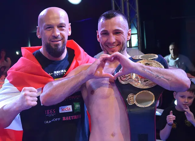 "Puki" (li.) und Edin mit Herzgruß - beide hatten im Vorfeld auch eine gemeinsame Vorbereitung im Boxsport-Leistungszentrum-West in Wörgl. | Foto: Schwaighofer
