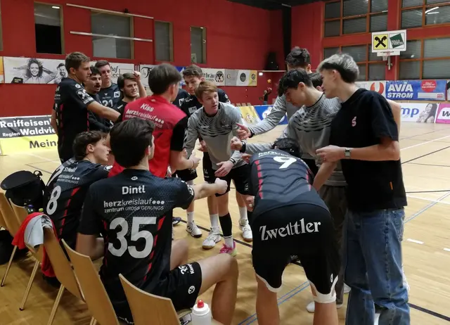 Ersatzgeschwächte Waldviertler kämpfen, bleiben aber ohne Punkt. | Foto: Union Volleyball Raiffeisen Waldviertel