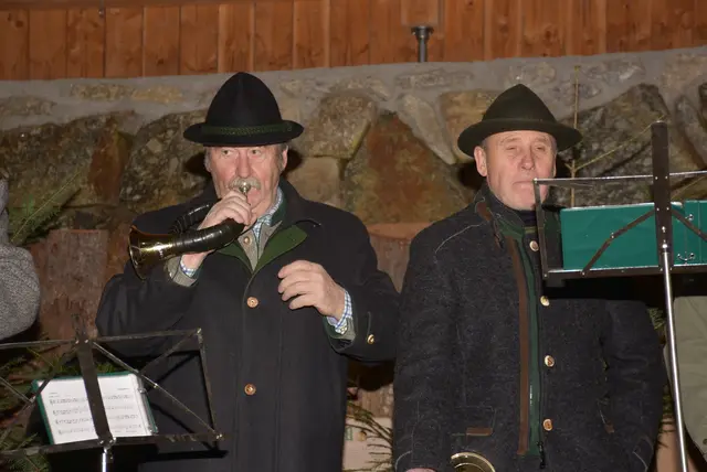 Stimmungsvolle "Weihnocht im Woid" in den Holzwelten Pabneukirchen. | Foto: Zinterhof