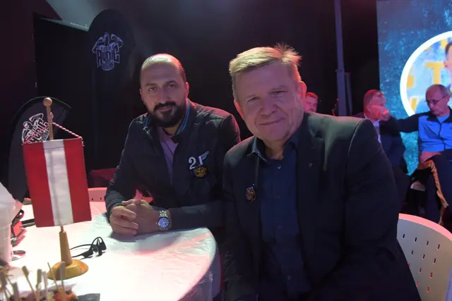 VIP Gäste aus Österreich - Armin Mulovic und Porsche Dir. Alex Vaszi in Sarajevo von A COMPANY OF THE AUSTRIA PORSCHE GROUP - Porsche Salzburg. | Foto: Schwaighofer