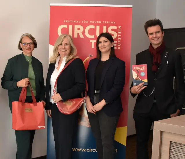 TVB-GF Sabine Mair, Almut Schobesberger, Liljana Kunert (TVB Kufsteinerland) und Kulturreferent Klaus Reitberger (v.l.) blicken der fünften Circustage-Ausgabe entgegen. | Foto: Barbara Fluckinger