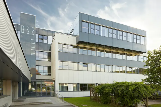 Am Tag der offenen Tür präsentiert die Business Academy ihre Ausbildungsschwerpunkte. | Foto: HAK/HAS Linz-Auhof