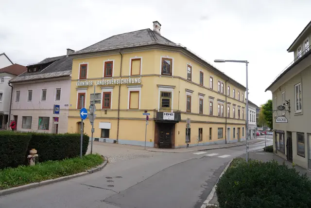 Das alte Gebäude welche im Frühling abgerissen wird.  | Foto: Birgit Gehrke 